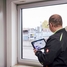 Løsningen til fjernelse af fældningsmiddel kan betjenes med en tablet eller en smartphone