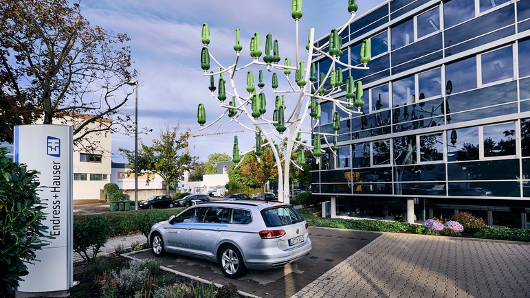 Elektriske køretøjer er en integreret del af Endress+Hausers bæredygtighedstiltag.